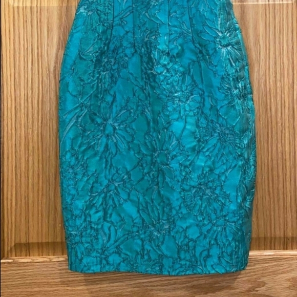 Carmen Marc Valvo Cocktail Dress - Picture 6 of 13